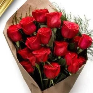 Pure Romance 15 Roses long size